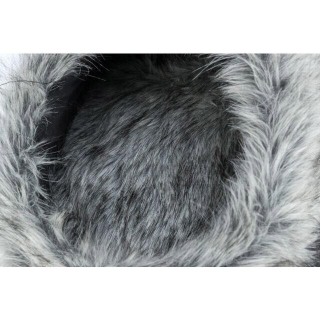 Yelina Hule - lækker fluffy - RESTSALG